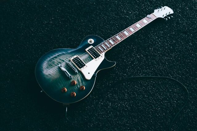 Led Zeppelin fait pleurer les guitares